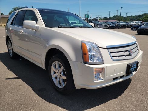 Used 2008 Cadillac SRX AWD w/ Utility Package image 3