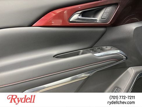 Used 2024 Chevrolet Traverse Z71 w/ Enhanced Driving Package AWD/4WD image 11