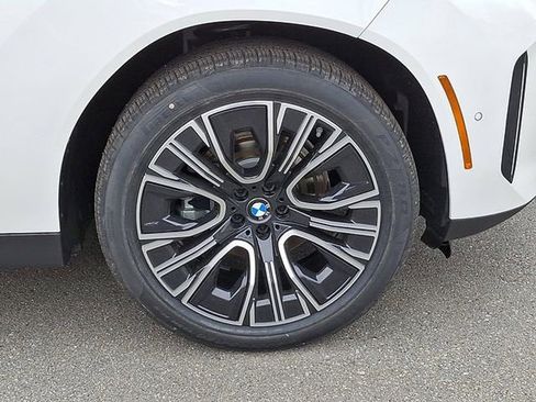 Certified 2026 BMW X3 xDrive30i w/ Premium Package AWD/4WD image 9