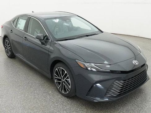 New 2026 Toyota Camry XLE FWD image 21