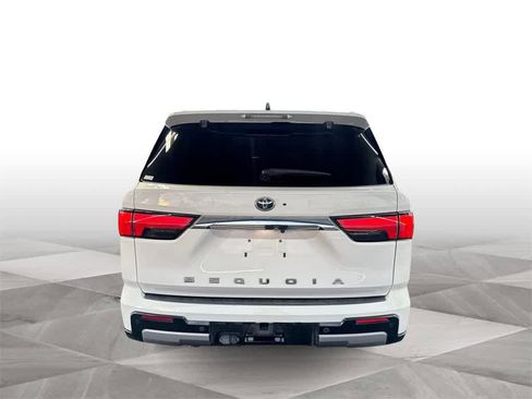 Used 2023 Toyota Sequoia Limited image 7
