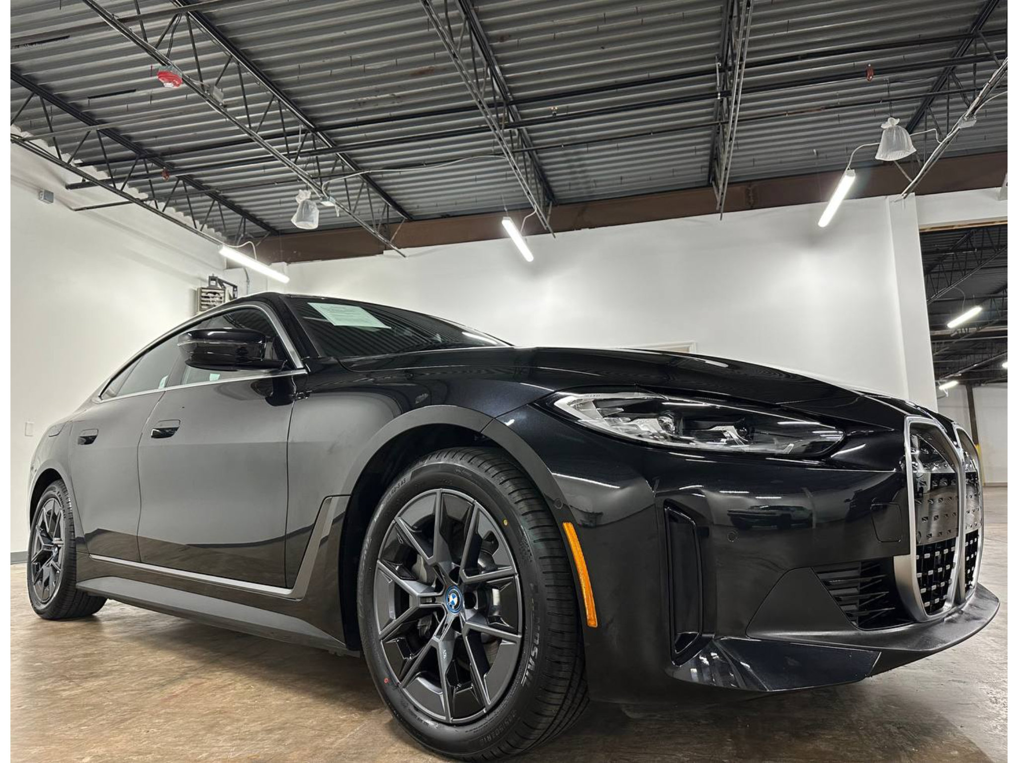Used 2023 BMW i4 eDrive40 w/ Premium Package RWD image 6