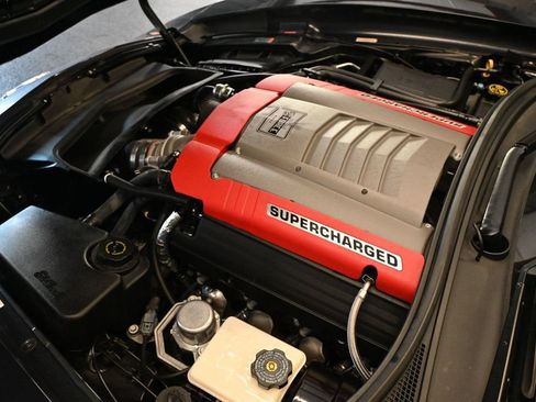 Used 2014 Chevrolet Corvette Stingray Coupe w/ 3LT Preferred Equipment Group RWD image 20