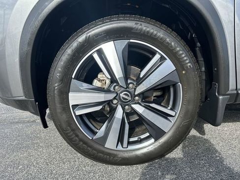 Certified 2023 Nissan Rogue SL image 9