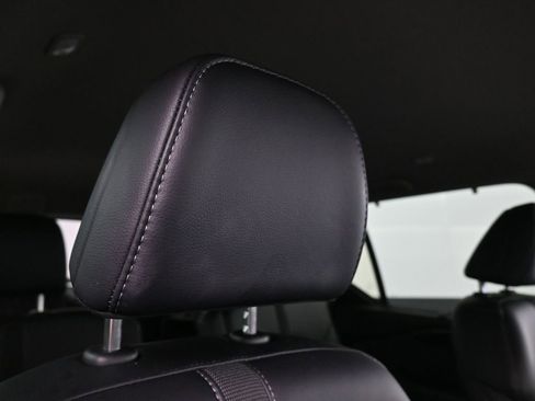 Used 2023 Honda Pilot EX-L image 18