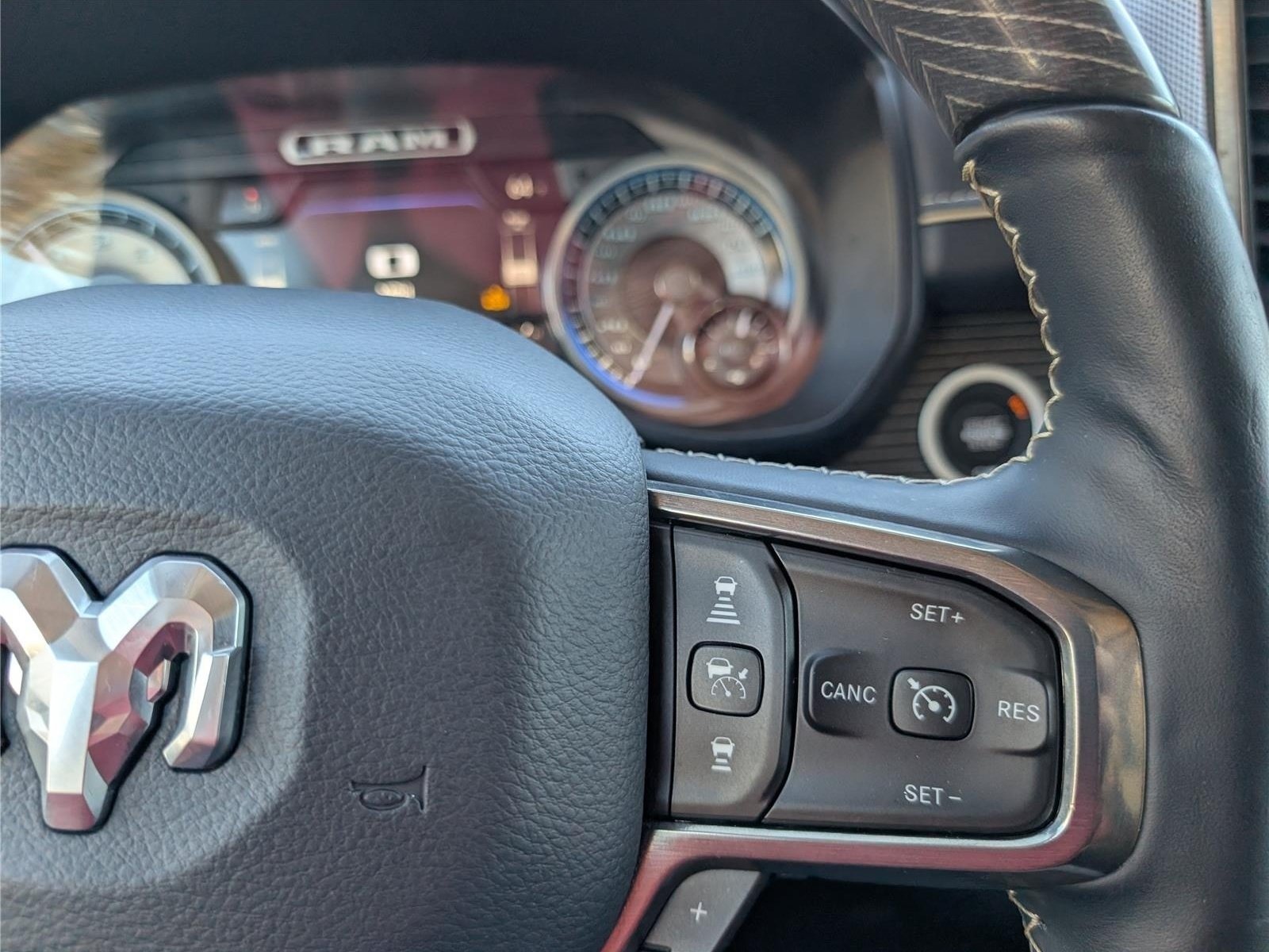 Used 2020 RAM 1500 Limited AWD/4WD image 25