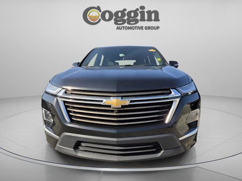 Used 2023 Chevrolet Traverse High Country w/ LPO, 'HIT The Road' Package image 20