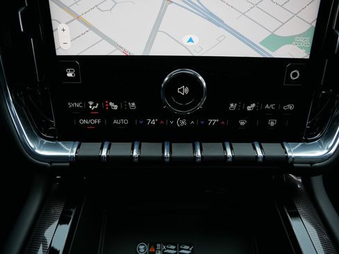 New 2026 GMC Yukon XL Elevation image 8