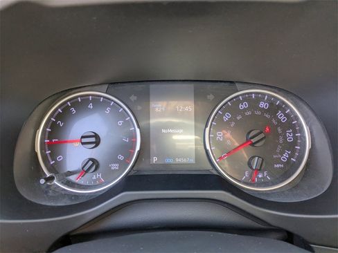 Used 2019 Toyota RAV4 LE image 29