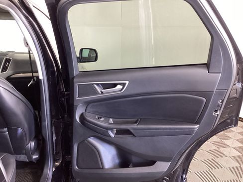 Certified 2023 Ford Edge SEL w/ Convenience Package AWD/4WD image 10