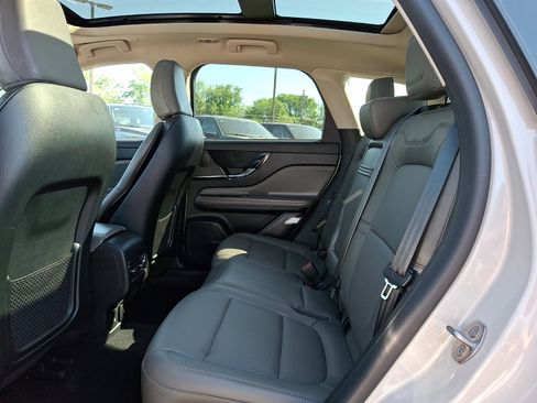 Used 2023 Lincoln Corsair AWD w/ Equipment Group 101A image 10