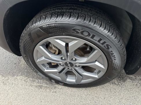 Used 2024 Kia Seltos LX image 13