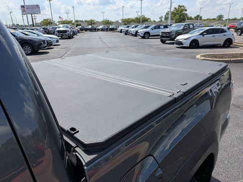 Certified 2023 Toyota Tacoma TRD Off-Road w/ Black Out Package (TMS) AWD/4WD image 11