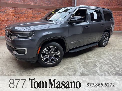 Used 2024 Jeep Wagoneer Series II w/ Flexible Seating Group image 1