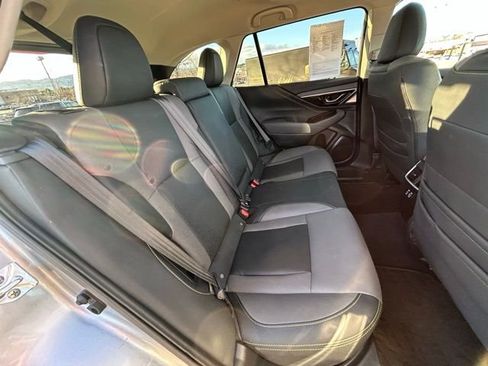Used 2025 Subaru Outback Onyx Edition image 27