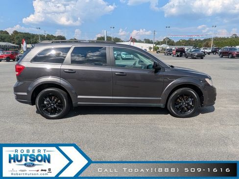 Used 2019 Dodge Journey SE w/ Premium Group image 5