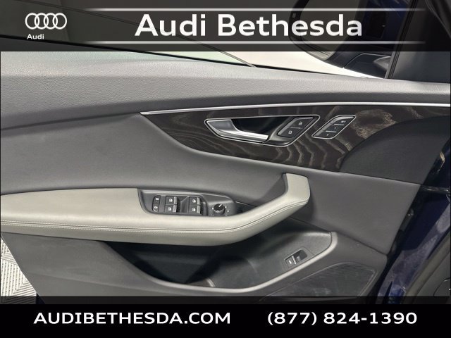 Used 2023 Audi Q8 Premium Plus w/ Premium Plus Package AWD/4WD image 15