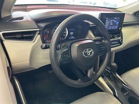 Used 2022 Toyota Corolla Cross L FWD image 12