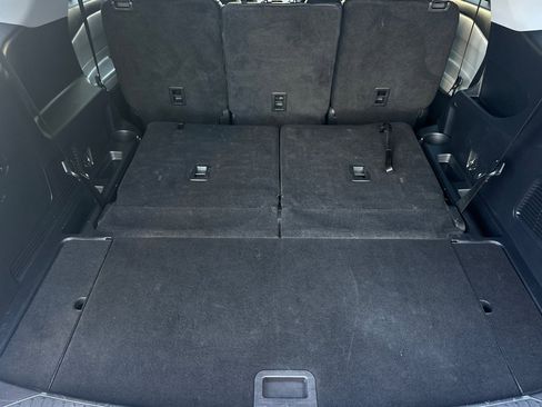 Certified 2022 Ford Explorer XLT w/ Equipment Group 202A image 15