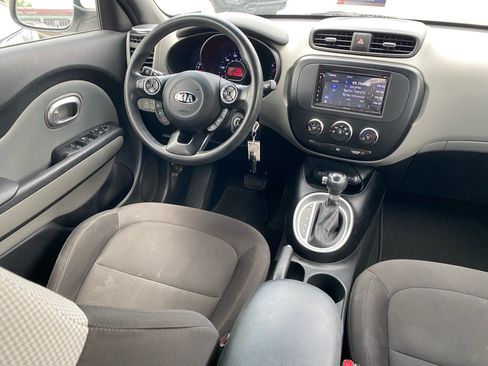 Used 2016 Kia Soul w/ Convenience Package FWD image 13