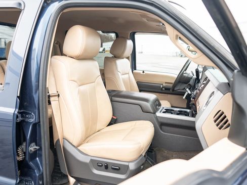 Used 2013 Ford F350 Lariat w/ Chrome Pkg image 14