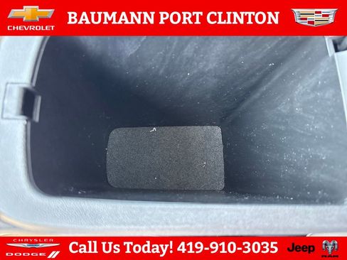 Used 2025 Chevrolet Trax ACTIV w/ Sunroof Package FWD image 27