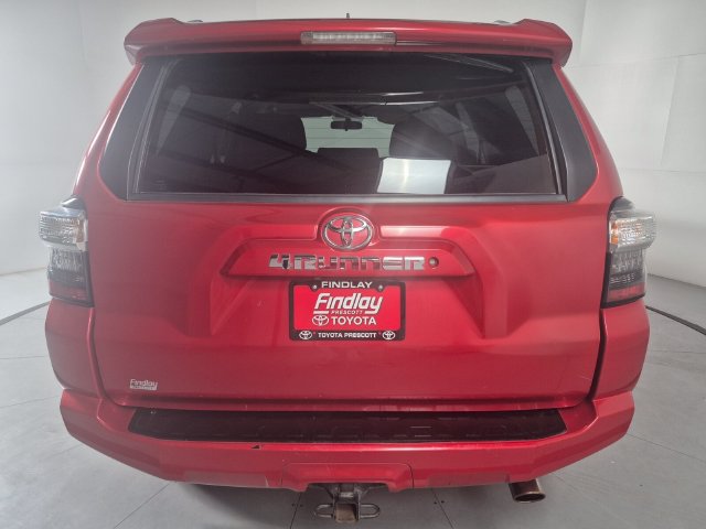 Used 2018 Toyota 4Runner SR5 AWD/4WD image 12