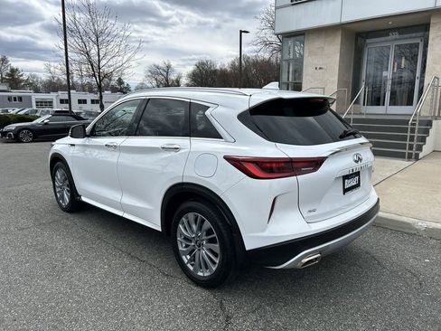 Certified 2023 INFINITI QX50 Luxe image 6