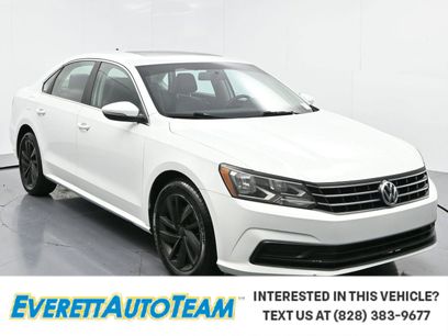 Used 2018 Volkswagen Passat 2.0T SE