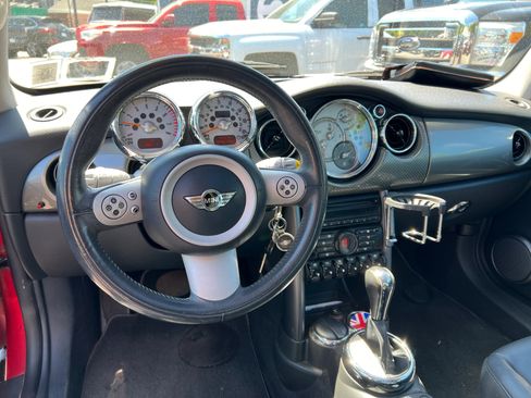 Used 2006 MINI Cooper Hardtop FWD image 12