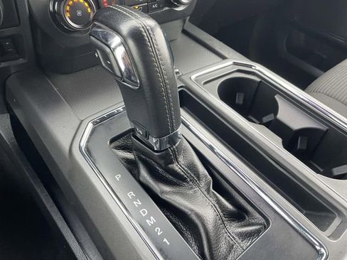 Used 2017 Ford F150 XLT w/ Equipment Group 302A Luxury RWD image 7
