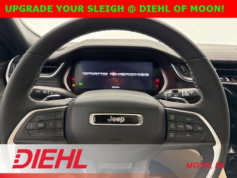 New 2025 Jeep Grand Cherokee Limited w/ Luxury Tech Group II image 26