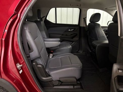 Used 2018 Chevrolet Traverse LT w/ LPO, Floor Liner Package AWD/4WD image 20