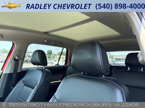 Used 2022 Volkswagen Atlas SEL image 10