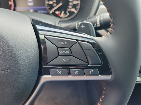Certified 2025 Nissan Altima 2.5 SR FWD image 17