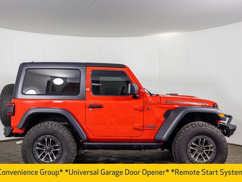 Used 2024 Jeep Wrangler Rubicon w/ Convenience Group AWD/4WD image 14