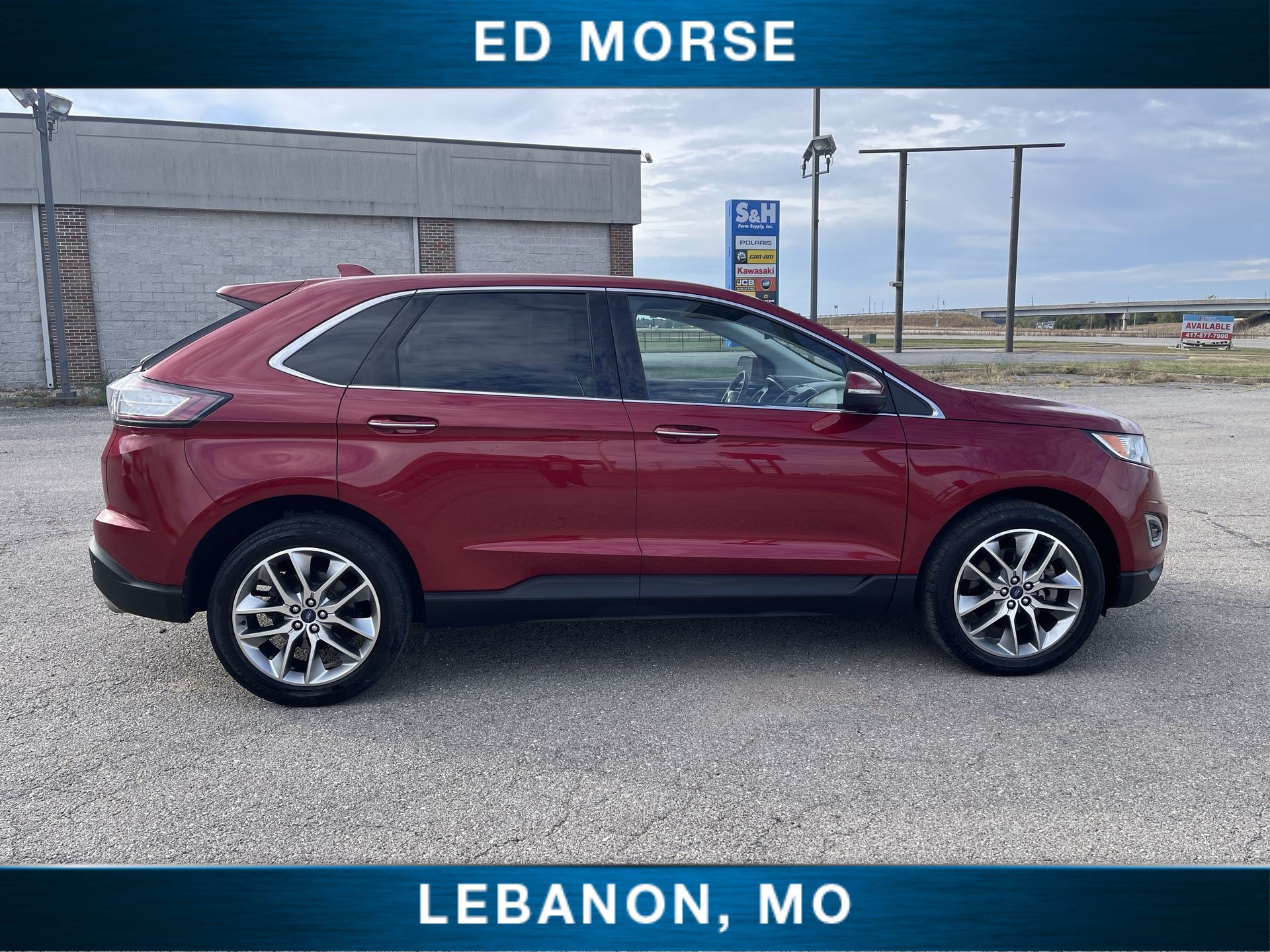 Used 2018 Ford Edge Titanium w/ Cold Weather Package AWD/4WD image 9
