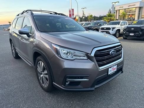 Used 2022 Subaru Ascent Touring w/ Popular Package #2A AWD/4WD image 1