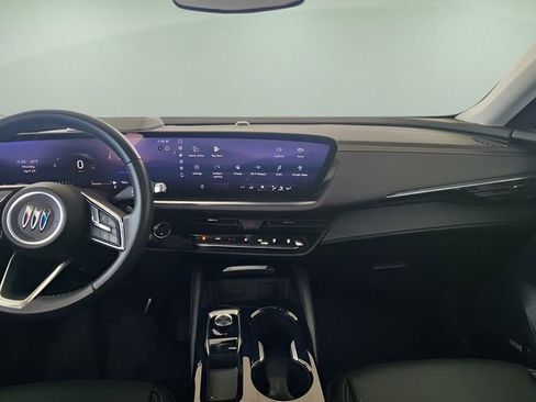 Used 2025 Buick Envision Preferred AWD/4WD image 19