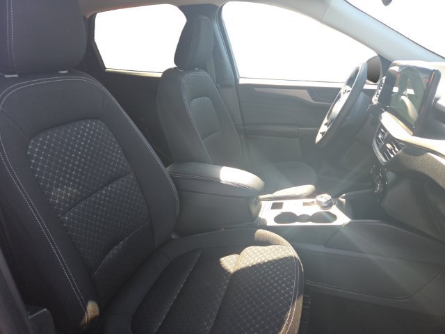 Used 2025 Ford Escape Active w/ Tech Pack #1 FWD image 41