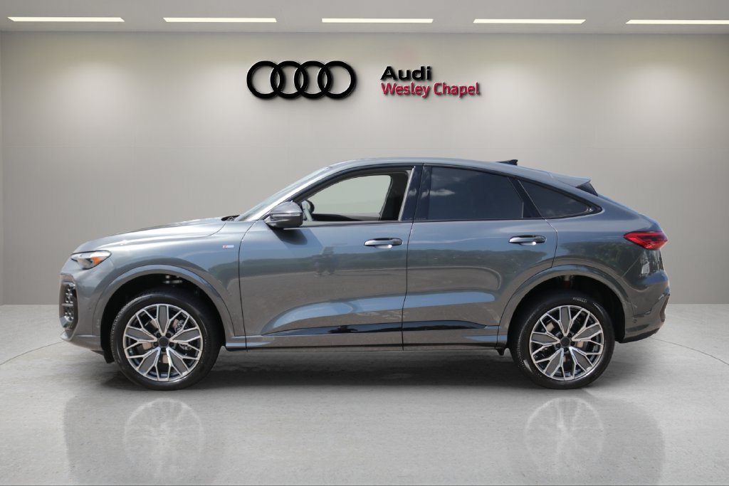 Used 2026 Audi Q5 Premium Plus AWD/4WD image 3
