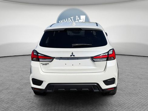 Used 2021 Mitsubishi Outlander Sport ES FWD image 5