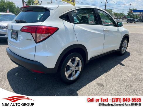 Used 2017 Honda HR-V LX image 12