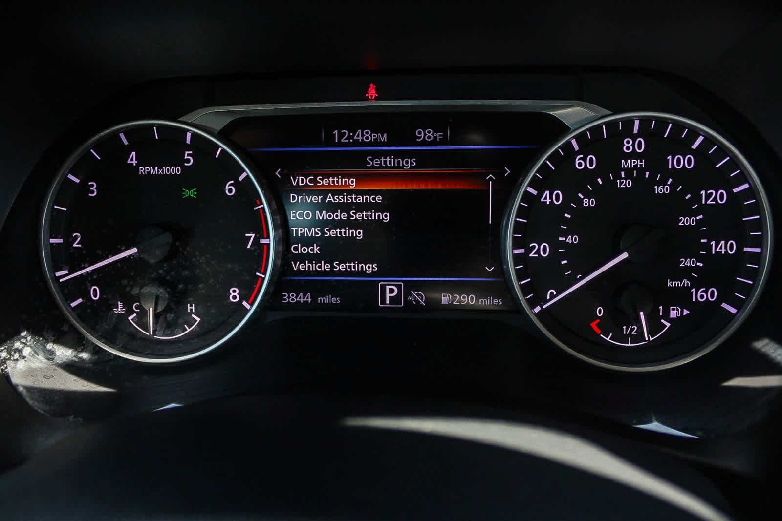 Used 2025 Nissan Sentra SR w/ SR Premium Package FWD image 18