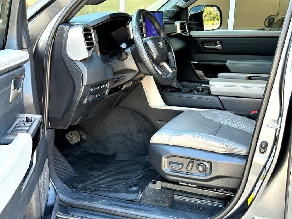 Certified 2025 Toyota Tundra Limited AWD/4WD image 10
