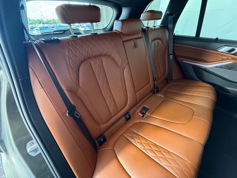 Used 2024 BMW X5 sDrive40i w/ Executive Package RWD image 34