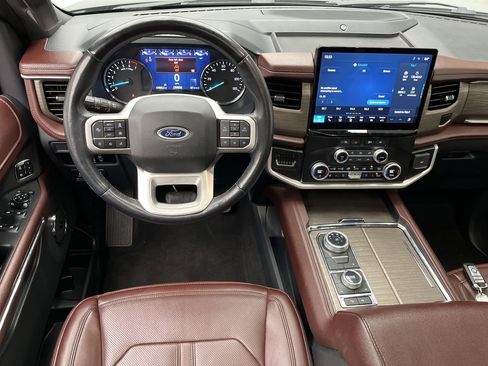 Certified 2024 Ford Expedition Limited AWD/4WD image 17