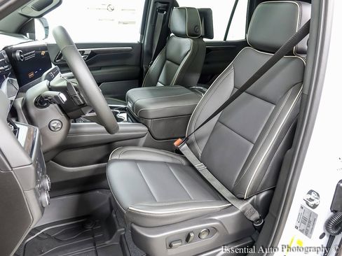 New 2026 Chevrolet Tahoe Premier image 9