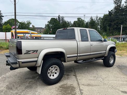 Used 1998 Chevrolet Silverado 1500 4x4 Extended Cab w/ Preferred Equipment Group 2 image 11