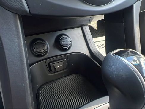 Used 2013 Hyundai Santa Fe Sport 2.0T FWD image 18